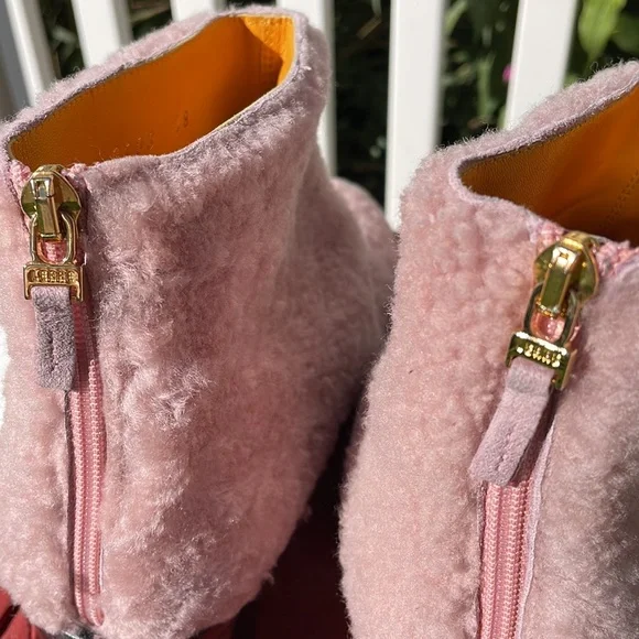 LERRE Sheepskin Zip Back Booties NWOT - Picture 7 of 8